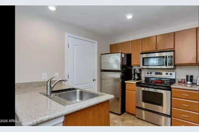 5302 E Van Buren Street #2001, Phoenix, AZ 85008 - Photo 5