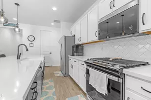 11989 S 173rd Ln, Goodyear, AZ 85338 - Photo 5