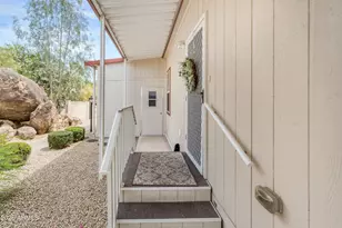 2233 E Behrend Dr, Phoenix, AZ 85024 - Photo 37