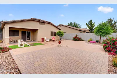 823 W Leadwood Avenue, San Tan Valley, AZ 85140 - Photo 27