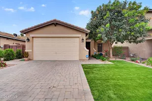 823 W Leadwood Ave, San Tan Valley, AZ 85140 - Photo 1