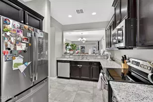 823 W Leadwood Ave, San Tan Valley, AZ 85140 - Photo 9