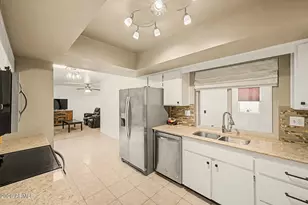 15462 N Lakeforest Dr, Sun City, AZ 85351 - Photo 15