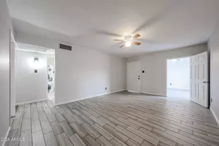 7616 W Mitchell Dr, Phoenix, AZ 85033 - Photo 13