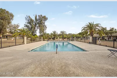 760 E Eugie Avenue, Phoenix, AZ 85022 - Photo 25