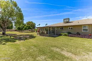 10110 W Royal Oak Rd, Sun City, AZ 85351 - Photo 27