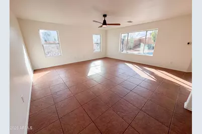 15140 N 174th Drive, Surprise, AZ 85388 - Photo 11