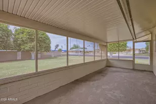 10435 W Camelot Cir, Sun City, AZ 85351 - Photo 19