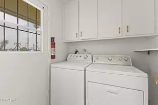 10435 W Camelot Cir, Sun City, AZ 85351 - Photo 19