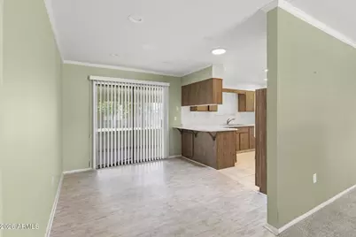 10435 W Camelot Circle, Sun City, AZ 85351 - Photo 7
