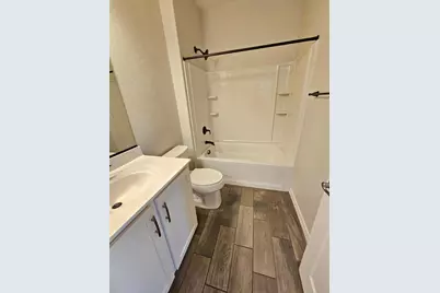 2212 W Betty Elyse Lane, Phoenix, AZ 85023 - Photo 23