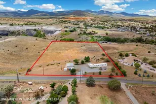 2900 S Holiday Dr, Dewey, AZ 86327 - Photo 23