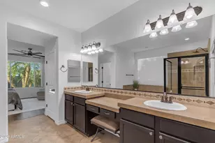2546 E Carob Dr, Gilbert, AZ 85298 - Photo 29