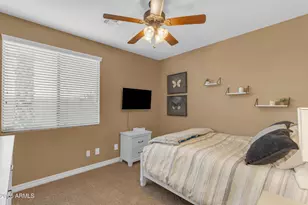 2546 E Carob Dr, Gilbert, AZ 85298 - Photo 33