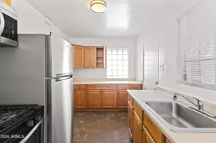 2032 W Cypress St, Phoenix, AZ 85009 - Photo 17