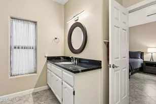 8115 E Jenan Dr, Scottsdale, AZ 85260 - Photo 33