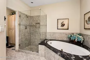 8115 E Jenan Dr, Scottsdale, AZ 85260 - Photo 29
