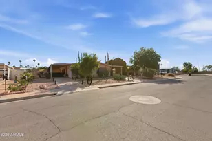 349 S Alvaro Cir, Mesa, AZ 85206 - Photo 5