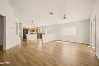 12005 W Holly Street, Avondale, AZ 85392 - Photo 9