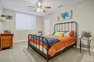 5721 W Mariposa Grande Ln, Glendale, AZ 85310 - Photo 11