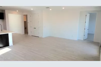 15209 W Gray Fox Trail, Surprise, AZ 85387 - Photo 17
