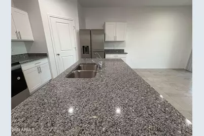 1575 E Lardner, Casa Grande, AZ 85122 - Photo 5