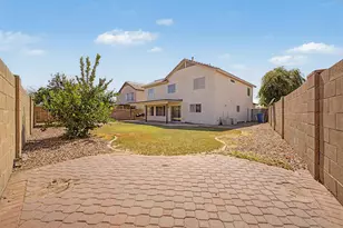 1295 S Honeysuckle Ln, Gilbert, AZ 85296 - Photo 35