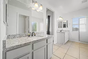 1295 S Honeysuckle Ln, Gilbert, AZ 85296 - Photo 21