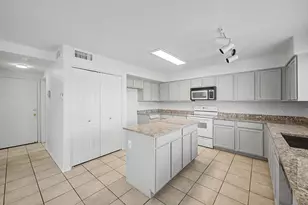 1295 S Honeysuckle Ln, Gilbert, AZ 85296 - Photo 9