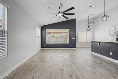 723 W Douglas Avenue, Gilbert, AZ 85233 - Photo 15