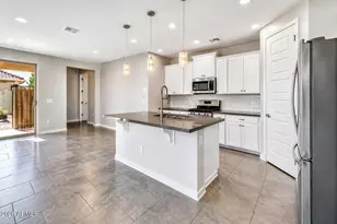 18822 W Medlock Dr, Litchfield Park, AZ 85340 - Photo 3