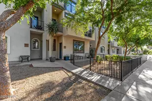 2847 E Pinchot Ave, Phoenix, AZ 85016 - Photo 3