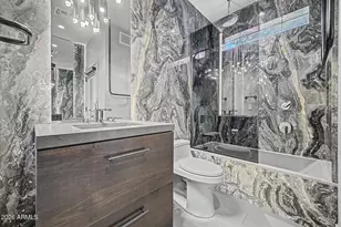 2847 E Pinchot Ave, Phoenix, AZ 85016 - Photo 13