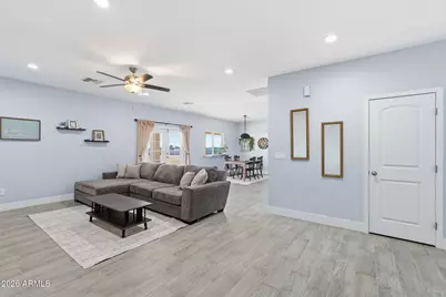 25123 W Peakview Road, Wittmann, AZ 85361 - Photo 25