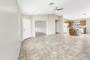 40167 W Thornberry Ln, Maricopa, AZ 85138 - Photo 3