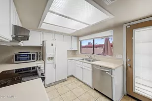 633 W Southern Ave, Tempe, AZ 85282 - Photo 3