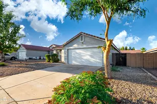 15784 W Crocus Dr, Surprise, AZ 85379 - Photo 3