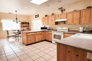 5665 N Vicki Ln, Rimrock, AZ 86335 - Photo 5