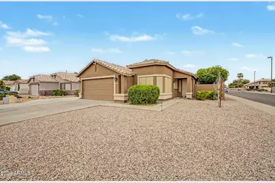 3303 E Woodside Way, Gilbert, AZ 85297 - Photo 1