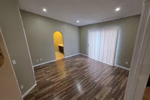 13230 N 42nd Dr, Phoenix, AZ 85029 - Photo 17