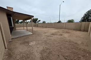 13230 N 42nd Dr, Phoenix, AZ 85029 - Photo 29