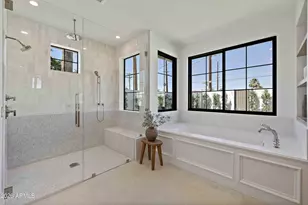 4248 E Patricia Jane Dr, Phoenix, AZ 85018 - Photo 23