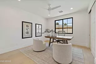 4248 E Patricia Jane Dr, Phoenix, AZ 85018 - Photo 27