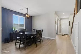 13306 W Dale Ln, Peoria, AZ 85383 - Photo 5