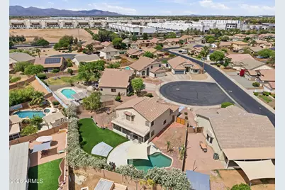 13005 W Pershing Court, El Mirage, AZ 85335 - Photo 9