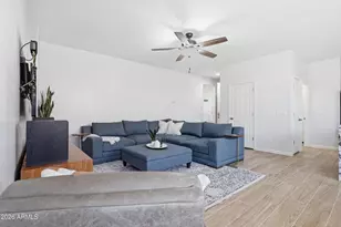 5409 W Straight Arrow Ln, Phoenix, AZ 85083 - Photo 9