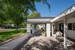 3131 N 53rd Pl, Phoenix, AZ 85018 - Photo 3