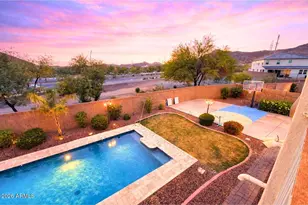 2405 East Charlotte Dr, Phoenix, AZ 85024 - Photo 37