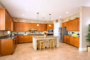 2405 East Charlotte Dr, Phoenix, AZ 85024 - Photo 17
