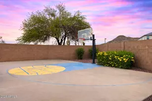 2405 East Charlotte Dr, Phoenix, AZ 85024 - Photo 57